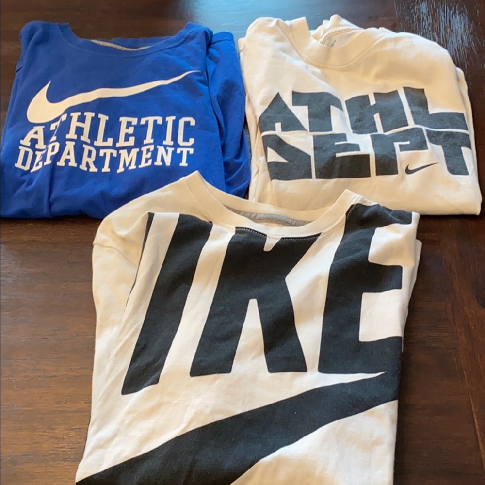 Nike bundle t shirts